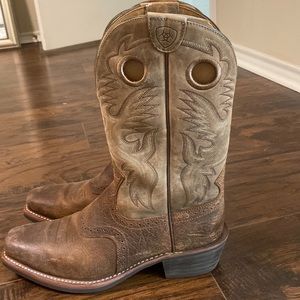 ARIAT Men’s Heritage Roughstock Western Boot, Earth Color, Size 10.5